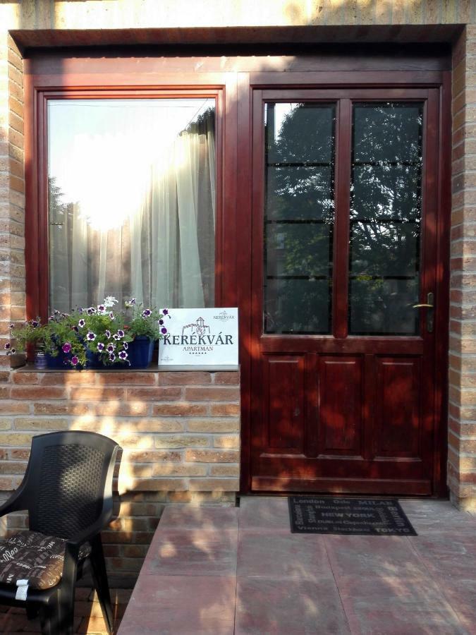 Kerekvar Apartman Jula Exterior foto