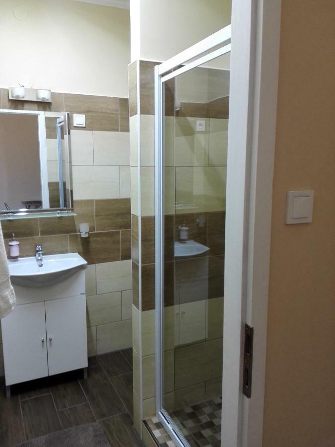 Kerekvar Apartman Jula Exterior foto