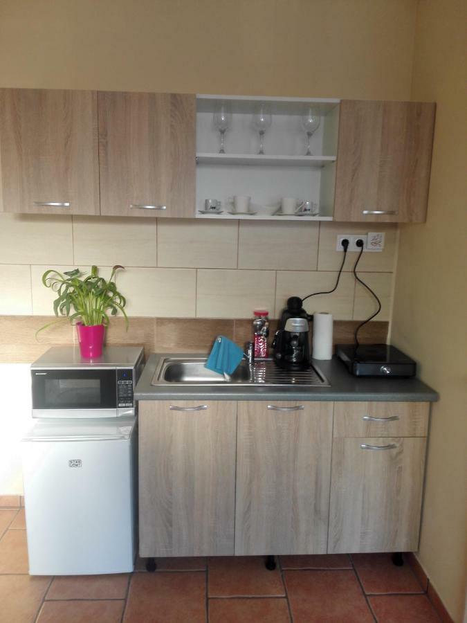Kerekvar Apartman Jula Exterior foto